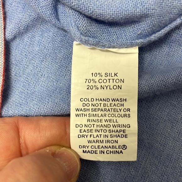 Zaket & Plover Lightweight Scoop Hem Sweater‎ - Picture 11 of 11